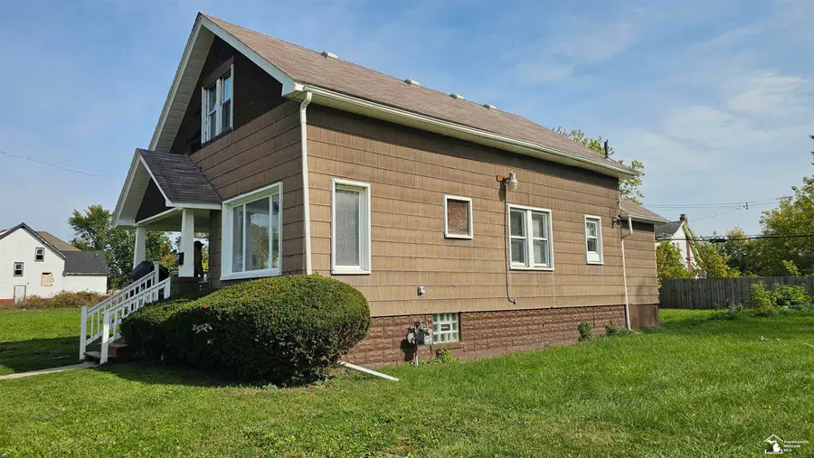9354 Burnette ST, Detroit, MI 48204 - #3