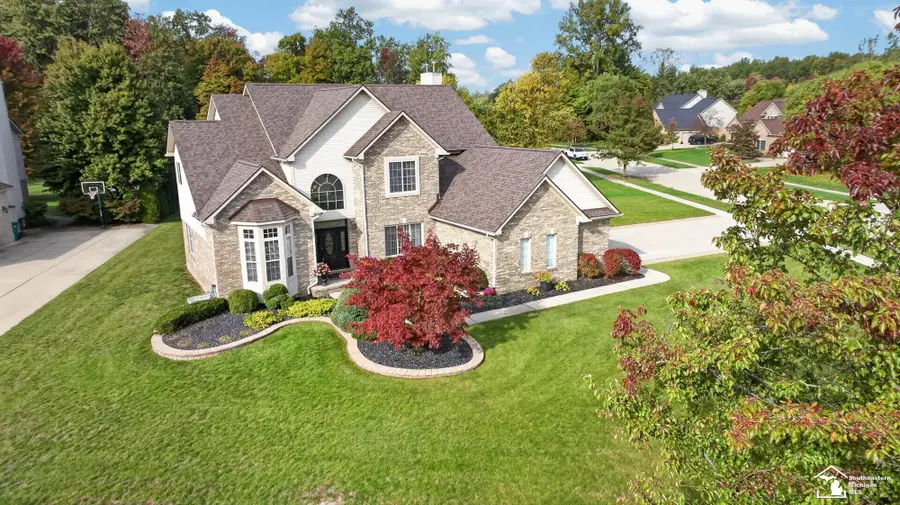23346 Fredericks DR, Brownstown, MI 48134 - #2