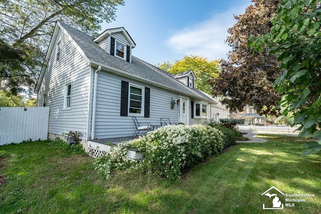 3498 Iroquois TRL, Monroe, MI 48162 - #1