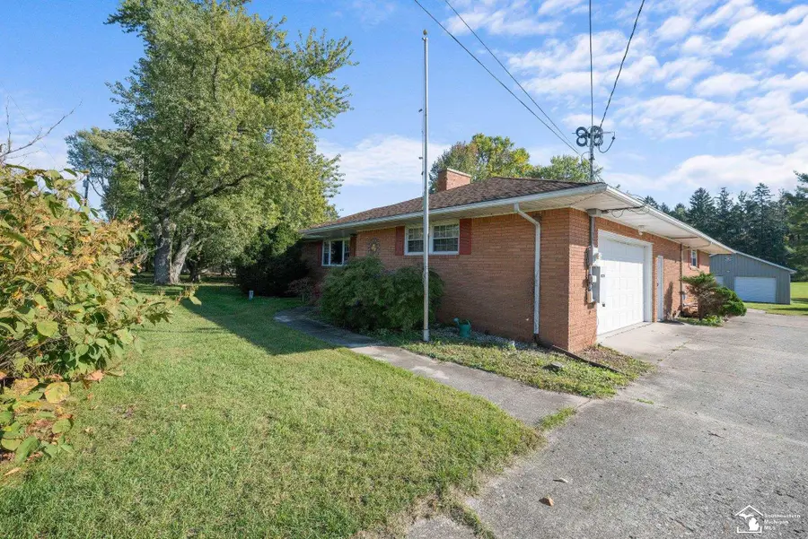 399 W Temperance RD, Temperance, MI 48182 - #2