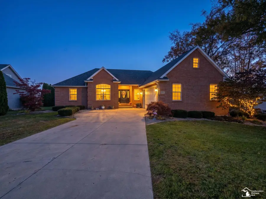3939 Blohm RD, Monroe, MI 48161 - #2