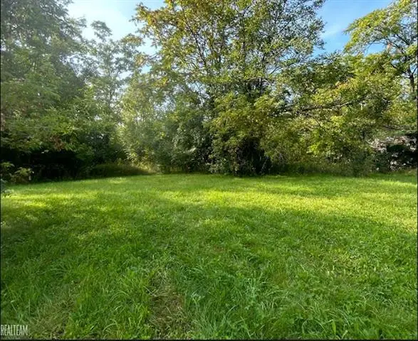 418 E Foss AVE, Flint, MI 48505 - #1