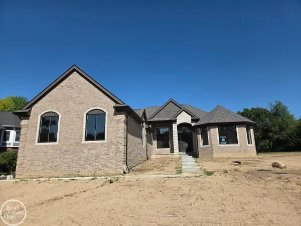 854 Hemlock DR, Addison, MI 48370