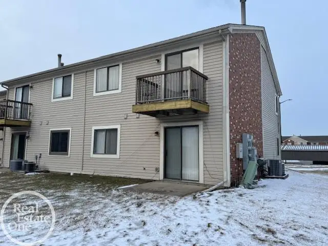 30757 Hidden  Pines LN, Roseville, MI 48066 - #2