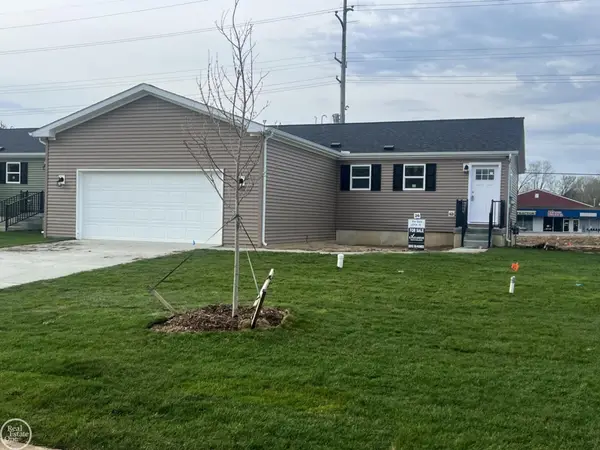 4101 Sugar Maple RUN, Flint, MI 48506