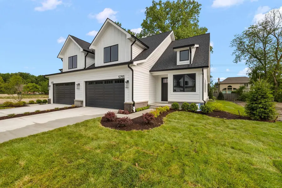 5793 Heights BLVD, Sterling Heights, MI 48314 - #3