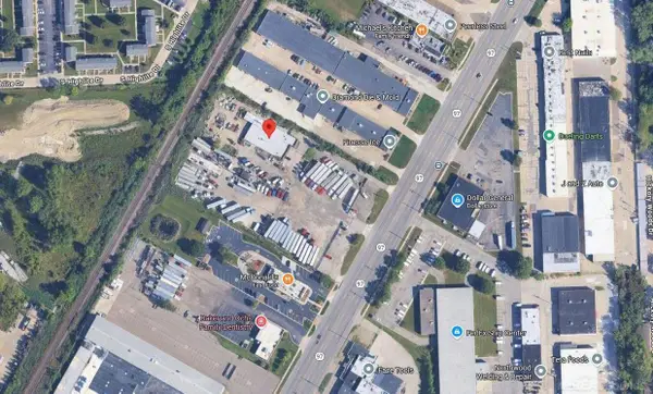35375 Groesbeck HWY, ClintonTownship, MI 48035
