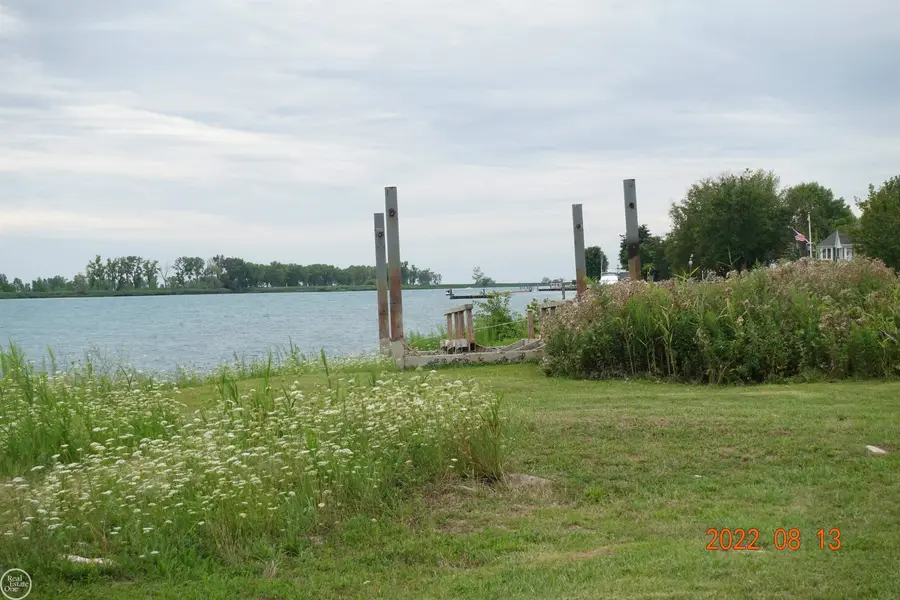 9446 S CHANNEL ST, Clay, MI 48028 - #3