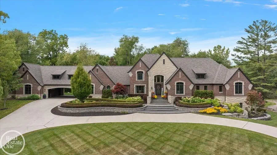 67773 Quail Ridge DR, Washington, MI 48095 - #2