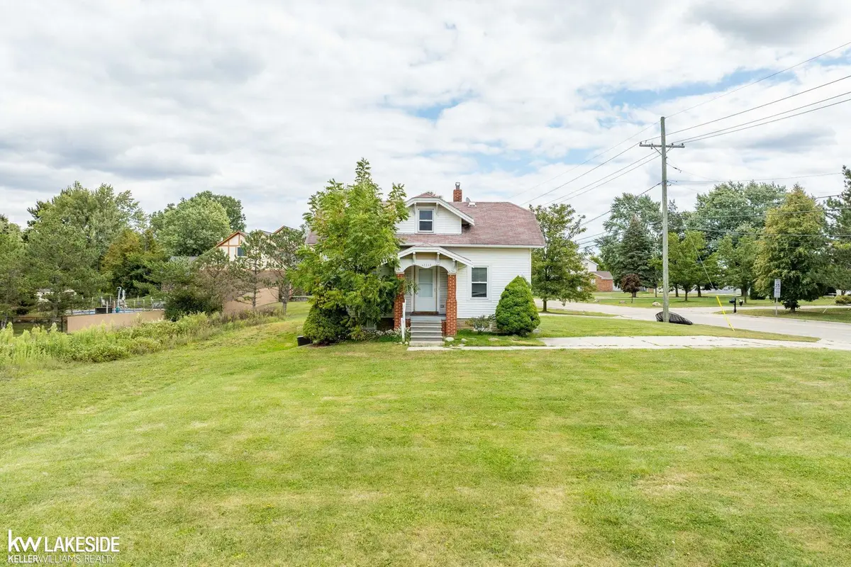42040 Ryan RD, Sterling Heights, MI 48314 - #1