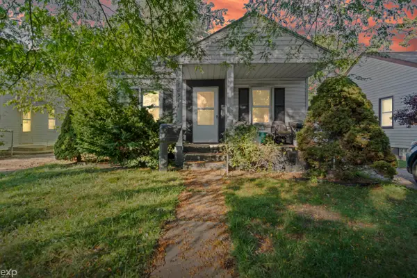 18941 Kingsville ST, HarperWoods, MI 48225