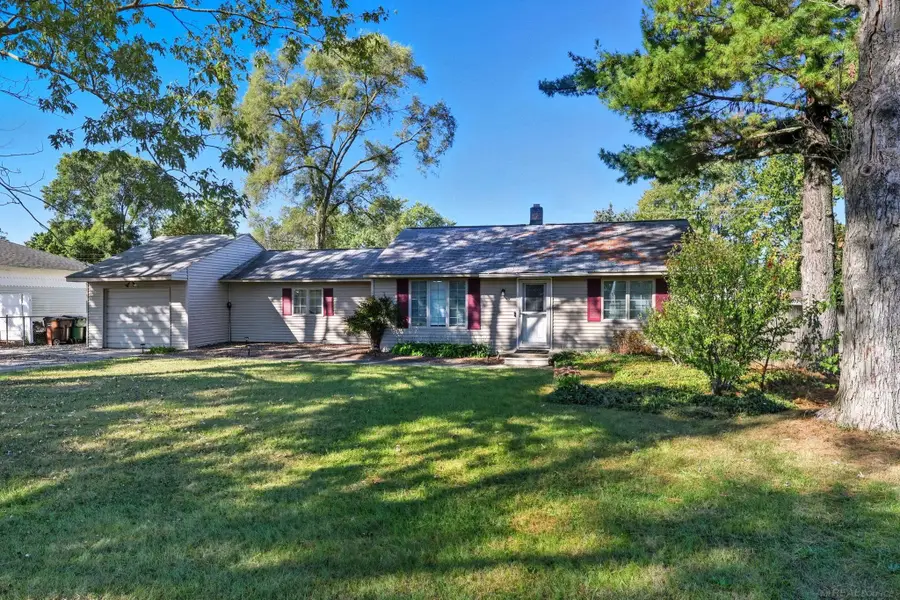 46419 Huling ST, Shelby, MI 48317 - #3