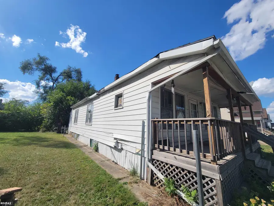 4715 Casper ST, Detroit, MI 48210 - #3