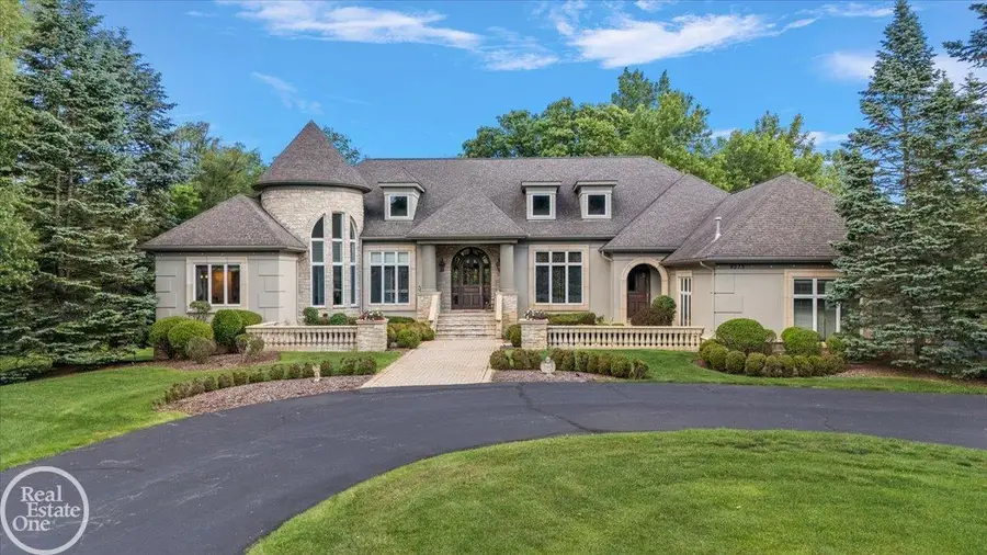 4575 Hidden Glen CIR, Oakland, MI 48306 - #2