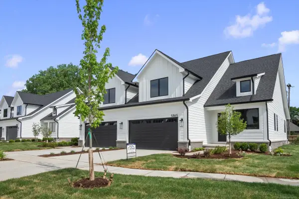5865 Heights DR, SterlingHeights, MI 48314