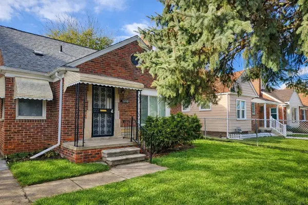 15335 Vaughan ST, Detroit, MI 48223