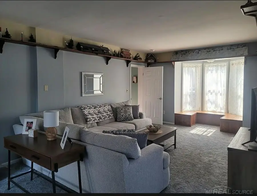 7127 Lake ST, Lexington, MI 48450 - #3
