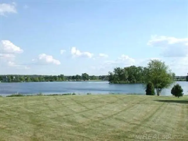 25455 Island View LN, Sturgis, MI 49091 - #1