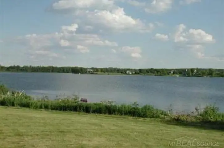 25455 Island View LN, Sturgis, MI 49091 - #2