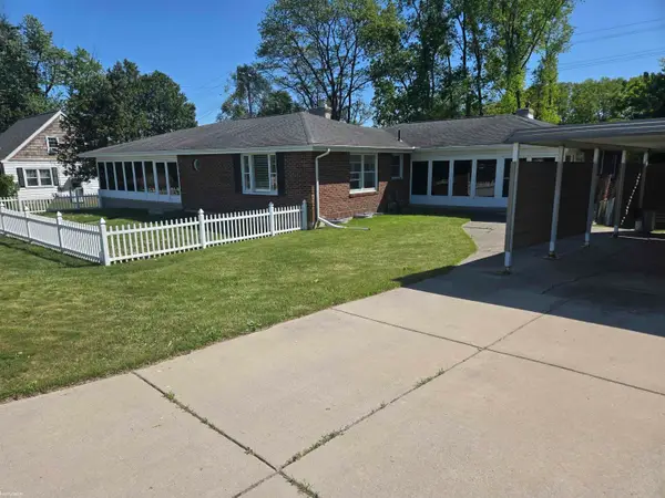 2335 Water ST, PortHuron, MI 48060