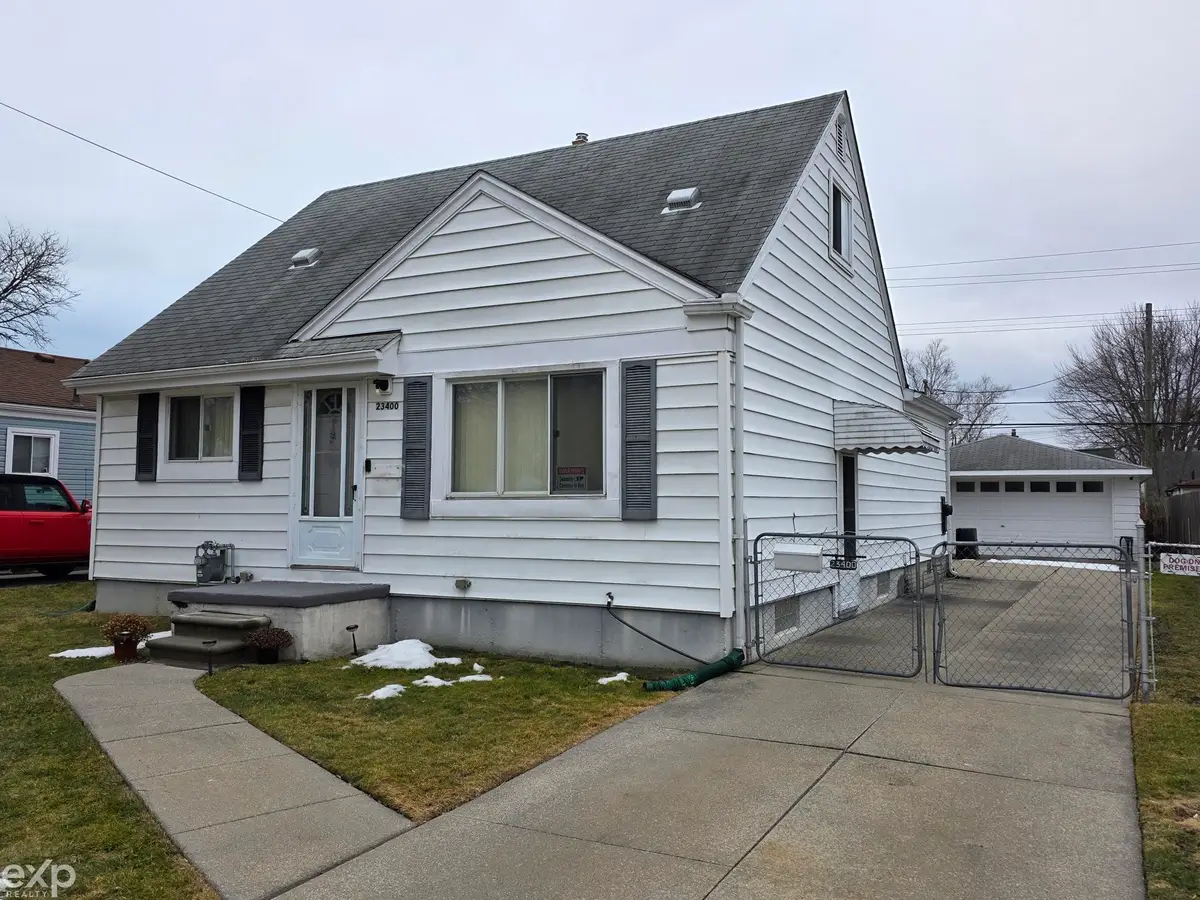 23400 Deziel ST, Saint Clair Shores, MI 48082 - #1