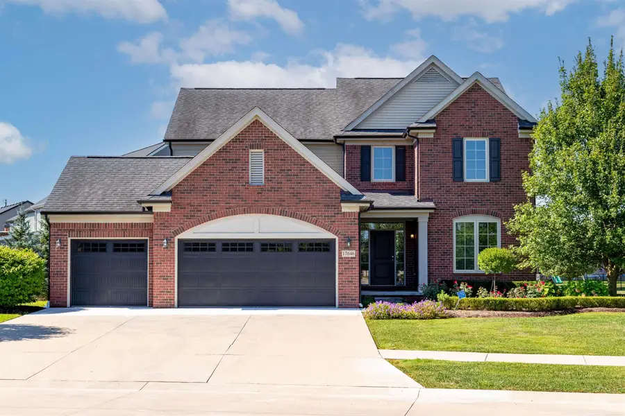 17646 Kite DR, Macomb, MI 48042 - #3