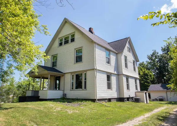 205 S Dettman RD, Jackson, MI 49203