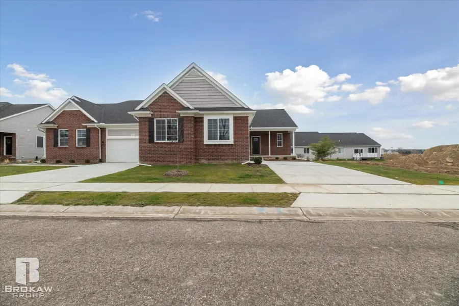 1437 Luxington DR, Lapeer, MI 48446 - #2