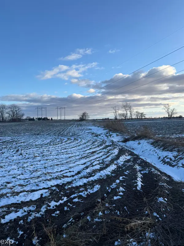 E Center RD, BayCity, MI 48732
