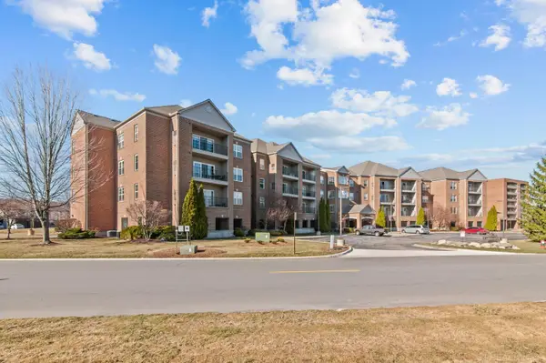 2116 Country Club DR, StClairShores, MI 48082