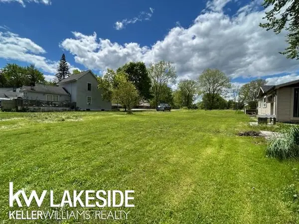 00 River RD, EastChina, MI 48054