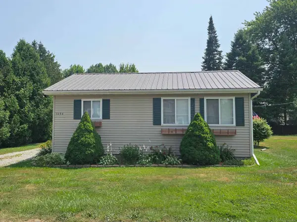 7296 Cedar RD, Lexington, MI 48450