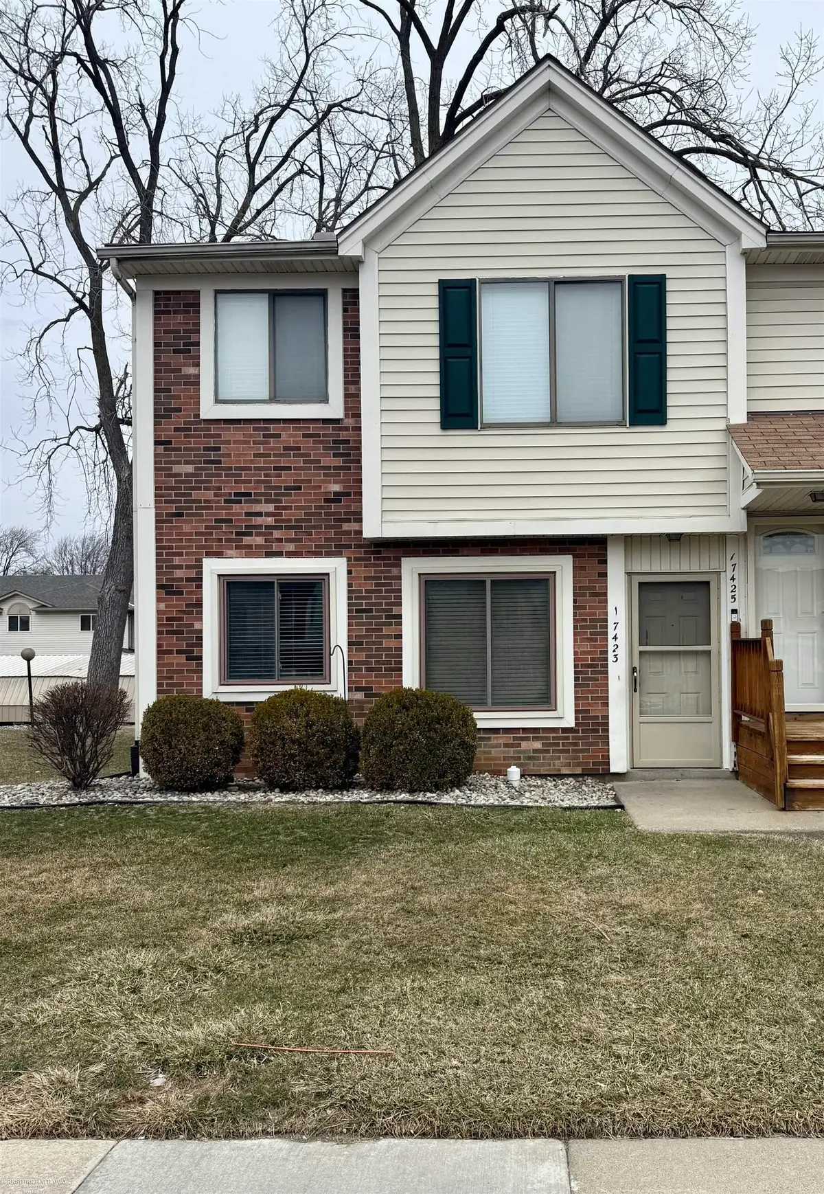 17423 Utica Oaks LN, Roseville, MI 48066 - #1