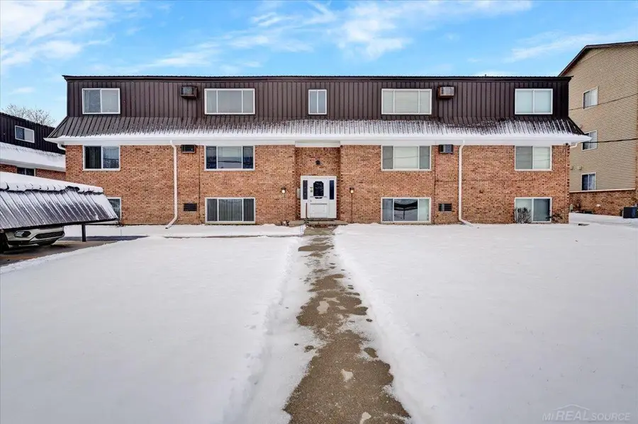 1617 S Riverside Ave C-18 #4 AVE, Saint Clair, MI 48079 - #2
