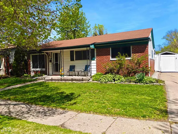 28300 Roy BLVD, StClairShores, MI 48081