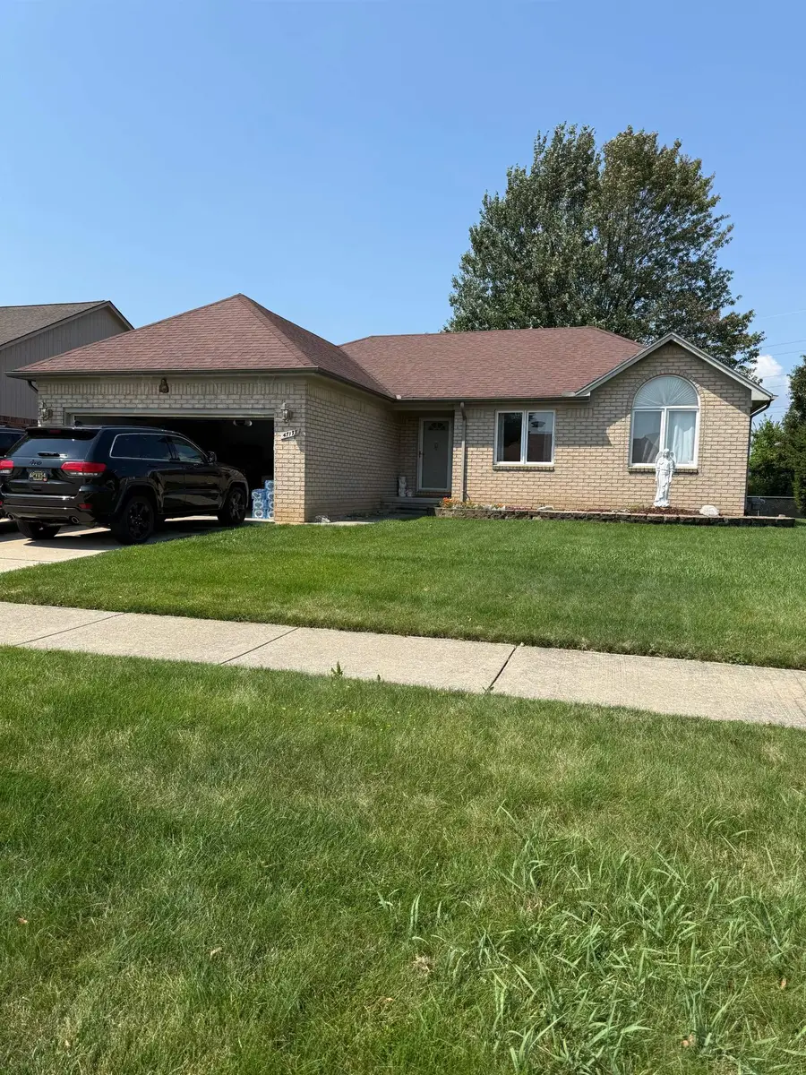47177 Pamela DR, Macomb, MI 48044 - #2