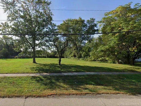 11878 Stephens Rd RD, Warren, MI 48089
