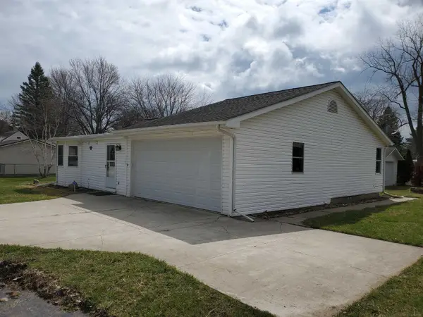 7282 Birchcrest RD, Lexington, MI 48450