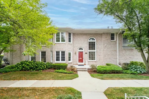172 Windwood Pointe AVE, StClairShores, MI 48080