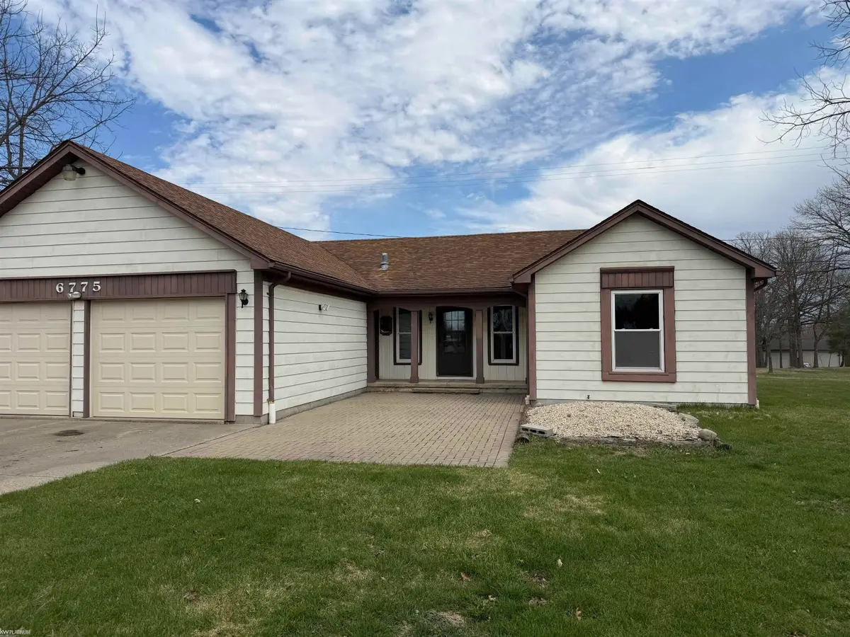 6775 Marsh Rd RD, Cottrellville, MI 48039 - #1