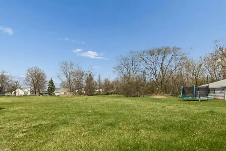 19911 Fenton ST, Roseville, MI 48066 - #3