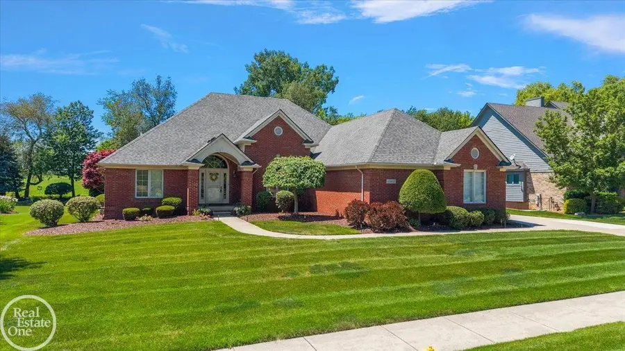 63815 Inverness DR, Washington, MI 48095 - #2