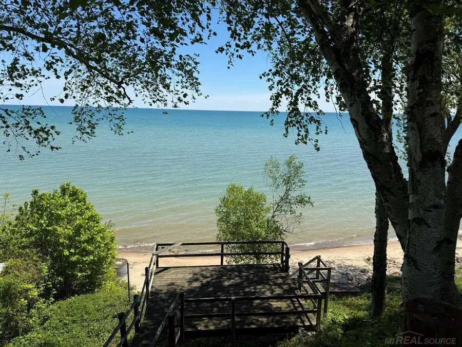 5806 N Lakeshore RD, Palms, MI 48465 - #2