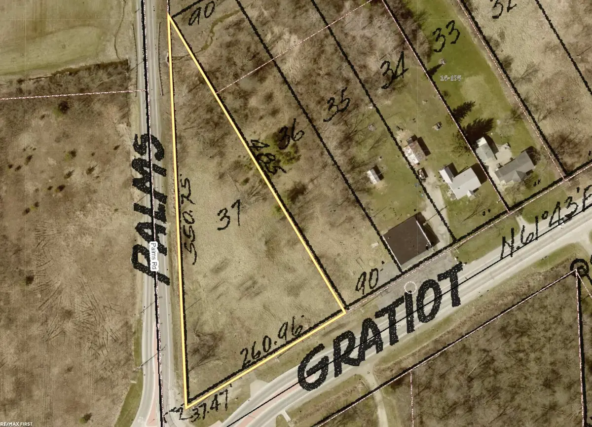 7992 Gratiot AVE, Columbus, MI 48063 - #1