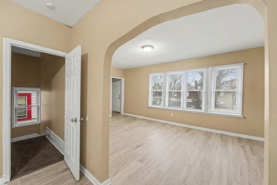 3226 Carter ST, Detroit, MI 48206 - #2