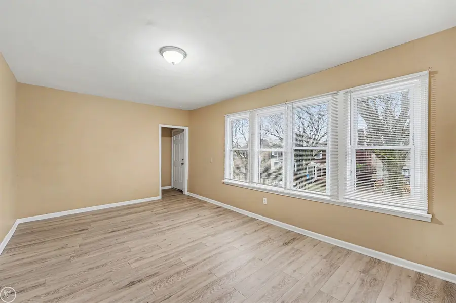 3226 Carter ST, Detroit, MI 48206 - #3