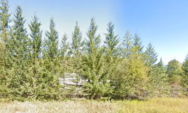 2565 S Larks Lake, HarborSprings, MI 49740