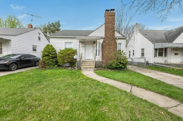 20293 Washtenaw ST, HarperWoods, MI 48225