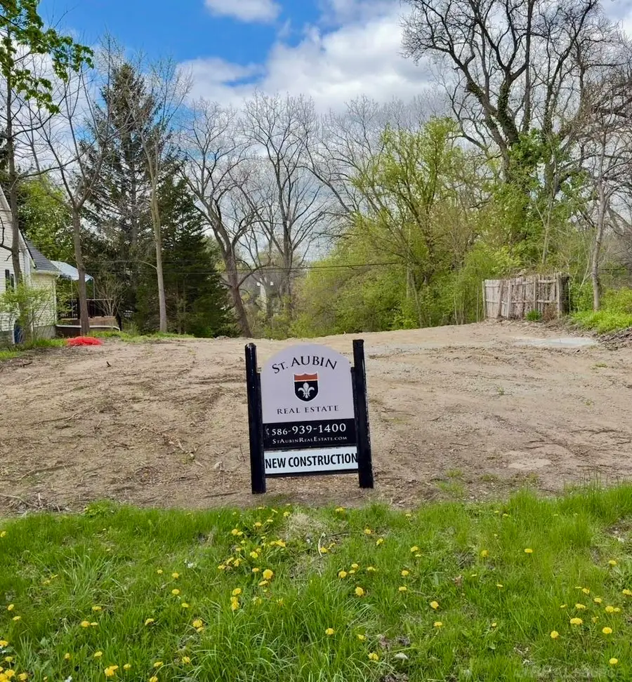 3180 Martell ST, Rochester Hills, MI 48309 - #2