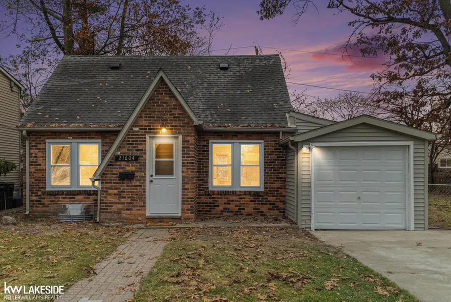 21604 Harper Lake AVE, Saint Clair Shores, MI 48080 - #2